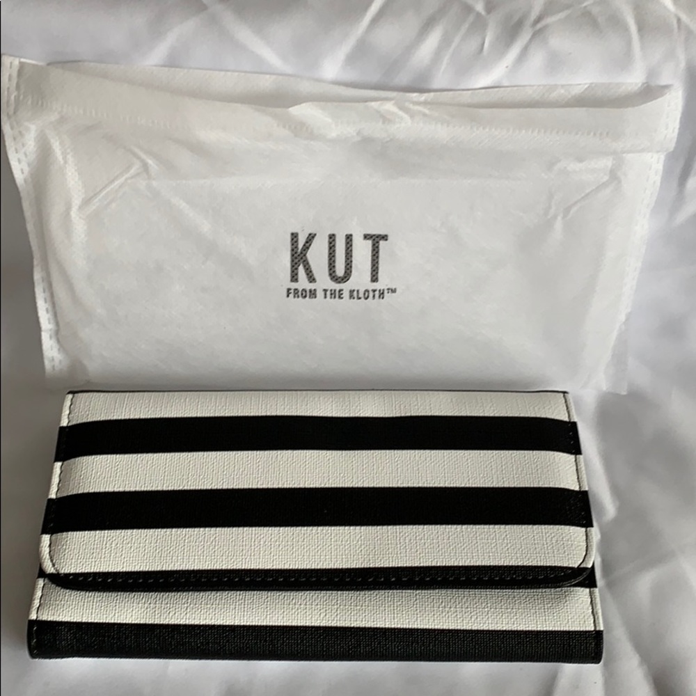 Tri-fold slim wallet